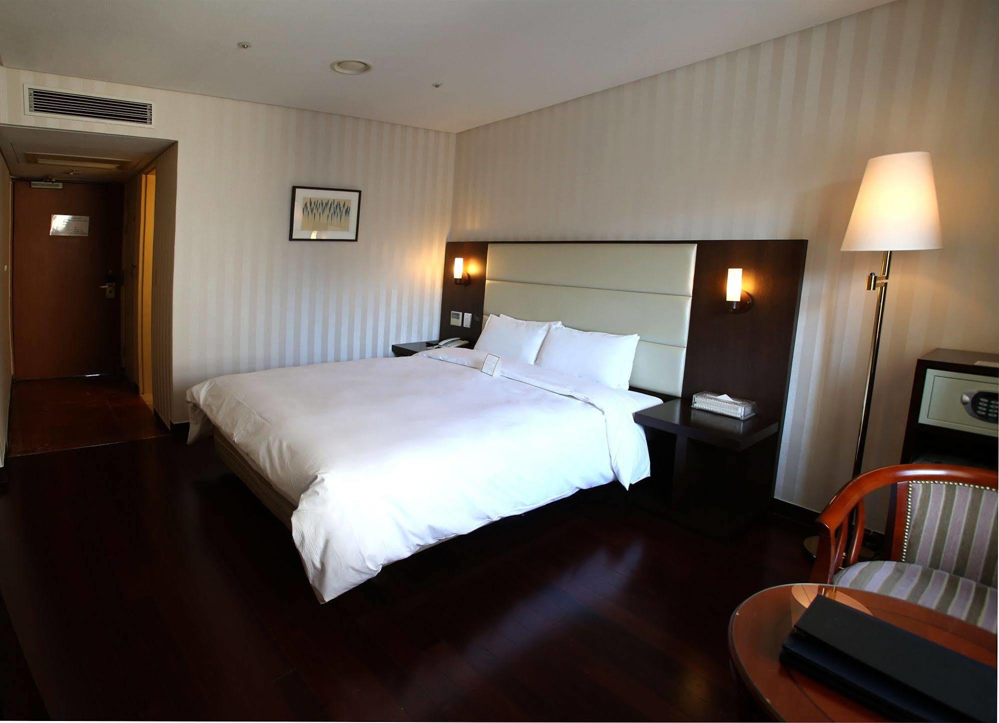Hotel Prima Seoul Exterior photo